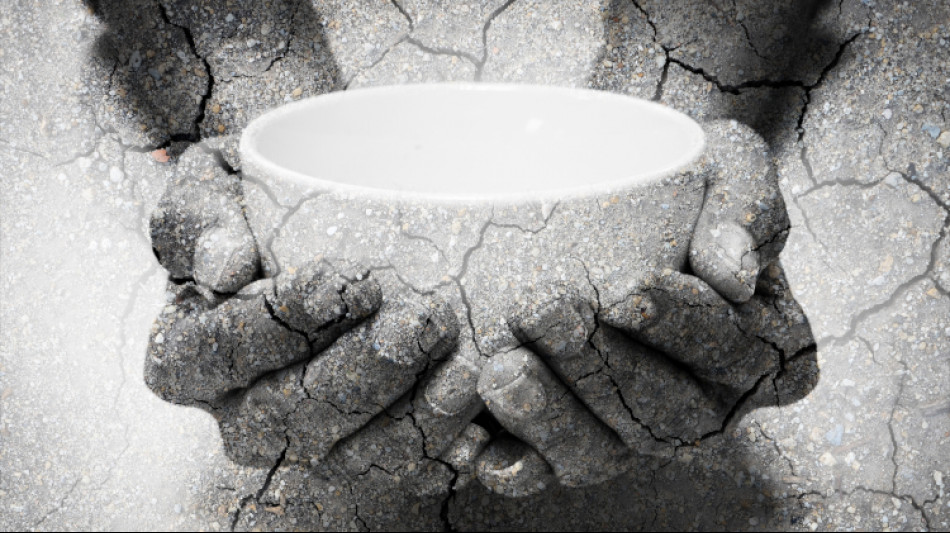 Anyone who negotiates sanctions with Putin is a traitor