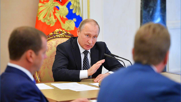 Putin darf man nicht trauen: Ukraine braucht Waffen!