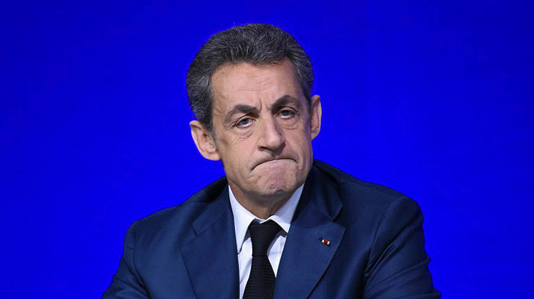 FRANKREICH: Sarkozy wegen illegaler Wahlkampffinanzierung vor Gericht