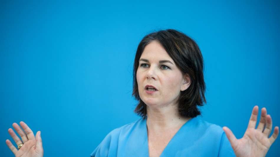 Baerbock: &Ouml;kologischer Umbau ist Riesenchance f&uuml;r die Wirtschaft