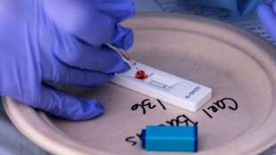 Corona-Schnelltests sollen für ärmere Länder künftig nur noch die Hälfte kosten