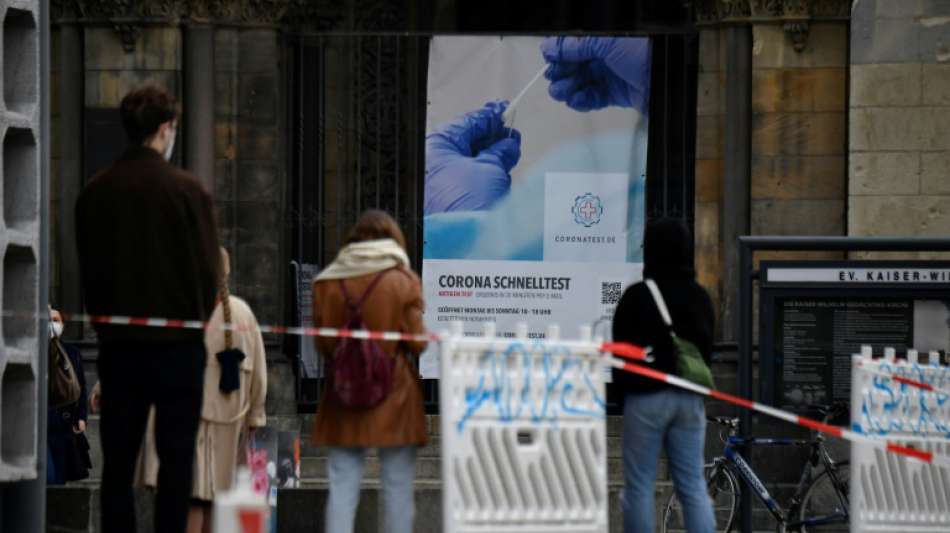 Bundesweite Sieben-Tage-Inzidenz in Deutschland steigt auf über 165