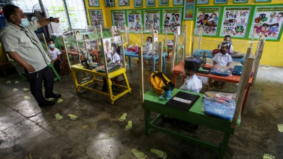 Erste Schulen in Philippinen nach anderthalb Jahren wieder ge&ouml;ffnet