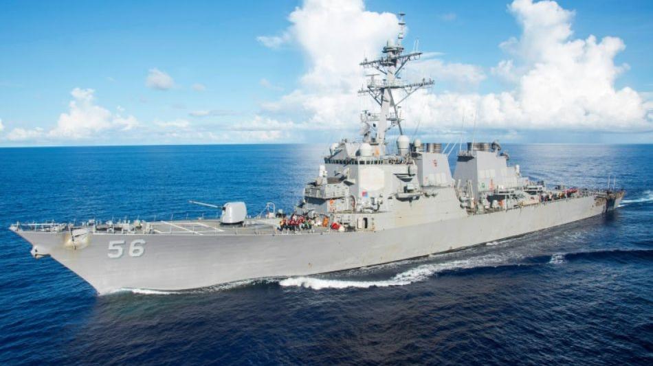 US-Seeleute nach Schiffskollision