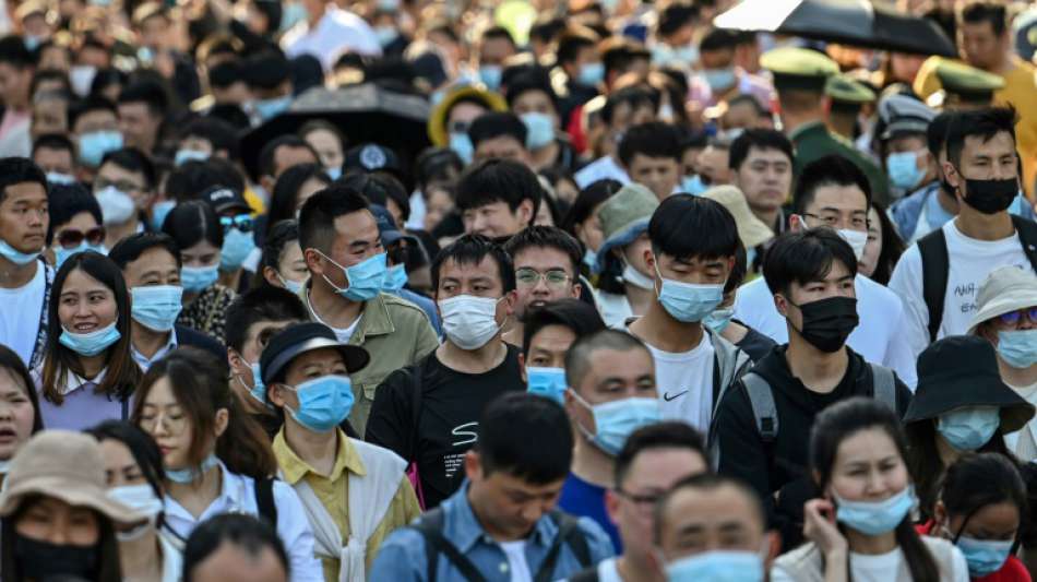 Millionen Chinesen am Tag der Arbeit auf Reisen