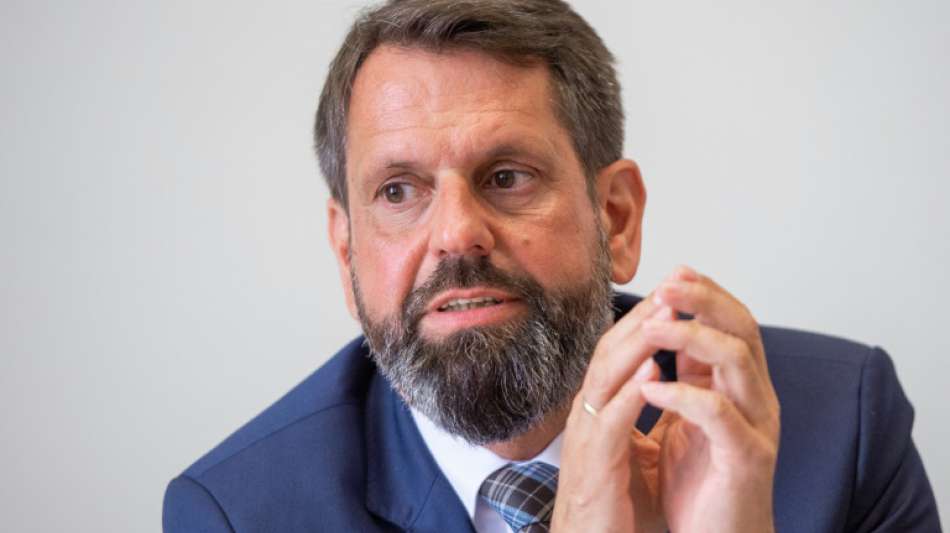 Niedersachsens Umweltminister geht nicht in Wirtschaft