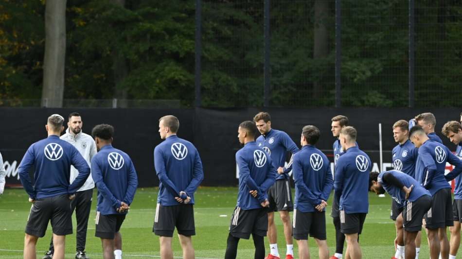Premiere: Erste Frau pfeift Spiel der DFB-M&auml;nner