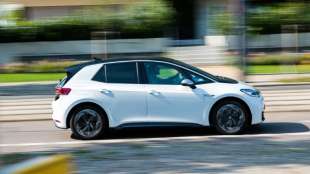 Deutschland l&auml;sst weltweit nach China die zweitmeisten Elektroautos zu