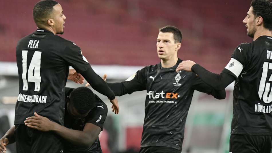 Sieg beim VfB: Gladbachs "großer Traum" lebt weiter