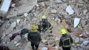 Mindestens 25 Tote nach Gebäude-Einsturz in Kairo