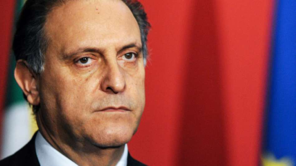 Italienische Polizei zerschlägt Betrügerring der Mafia in Kalabrien