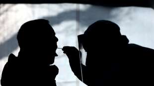 Rund 9700 Corona-Neuinfektionen in Deutschland