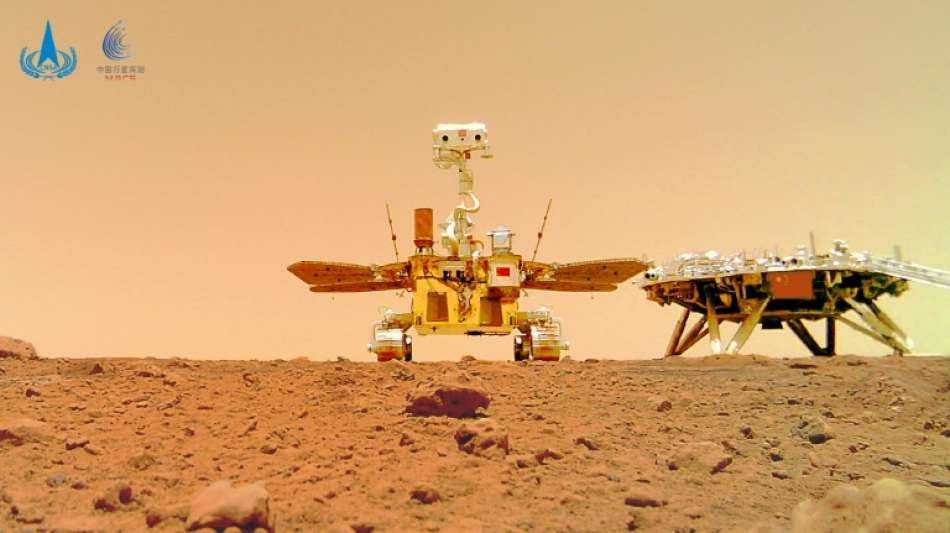 Chinas Mars-Rover hinterlässt Spuren auf dem Mars