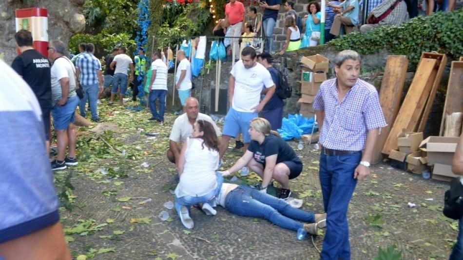 Fest zu Mariä Himmelfahrt: Tote durch umstürzende Eiche auf Madeira