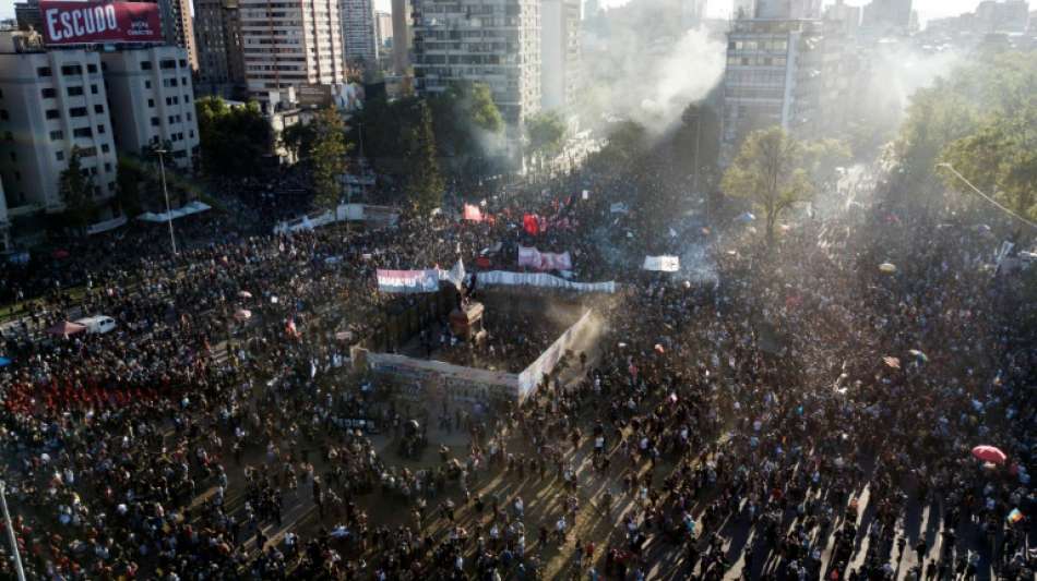 Tausende demonstrieren in Chile erneut f&uuml;r soziale Gerechtigkeit
