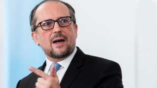 &Ouml;sterreichs Opposition kritisiert nach R&uuml;cktritt von Kurz Fortbestand der Koalition