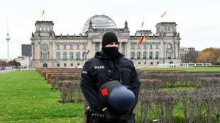 Schäuble verurteilt Unruhen in USA und prüft Folgen für Bundestag