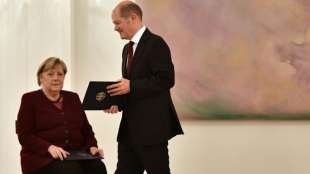 Merkel dringt auf rasche Ma&szlig;nahmen gegen &Uuml;berlastung des Gesundheitswesens