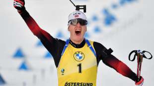 Doll vergibt Massenstart-Sieg in &Ouml;stersund - B&ouml; gewinnt Gesamtweltcup
