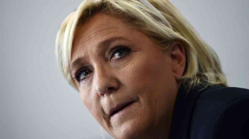 EU: Front-National-Chefin Le Pen erh