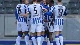 Hertha springt auf Rang 14 - F&uuml;r Bosz wird es eng