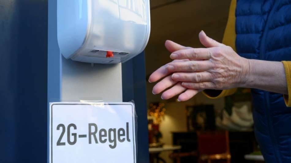 AfD-Abgeordnete ziehen wegen 2G-Regelung in Berliner Hotels nach Karlsruhe