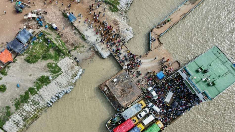 Hunderttausende Textilarbeiter in Bangladesch kehren an Arbeitspl&auml;tze zur&uuml;ck