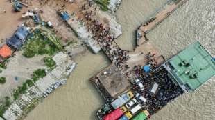 Hunderttausende Textilarbeiter in Bangladesch kehren an Arbeitspl&auml;tze zur&uuml;ck