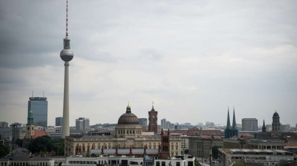 Berlin will Geb&auml;ude st&auml;rker begr&uuml;nen