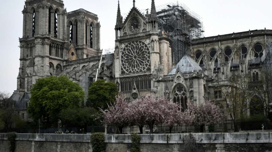 Französisches Innenministerium: Experten prüfen Einsturzgefahr von Notre-Dame