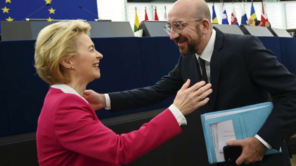 EU und Großbritannien unterzeichnen Brexit-Vertrag