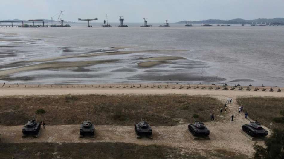 Mann aus China nach eigenen Angaben per Schlauchboot nach Taiwan geflüchtet