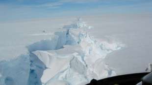Riesiger Eisberg bricht in der Antarktis ab