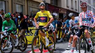 Tour de France: Fahrer protestieren für mehr Sicherheit