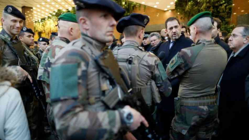 Macron mobilisiert Anti-Terror-Kräfte für "Gelbwesten"-Proteste