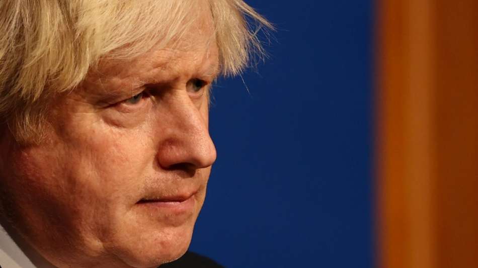 England versch&auml;rft Corona-Ma&szlig;nahmen