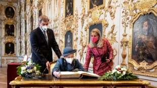 D&auml;nische K&ouml;nigin Margrethe II. von S&ouml;der in M&uuml;nchner Residenz empfangen