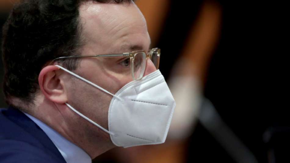 Spahn verteidigt Impfstoff-Beschaffung und ruft zum Impfen auf 