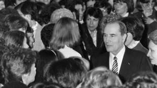 Mitterrand hatte noch eine bislang unbekannte Beziehung