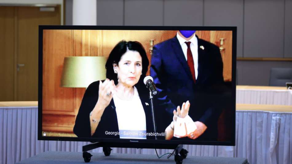 Parteien in Georgien unterzeichnen Abkommen zur Beilegung der politischen Krise