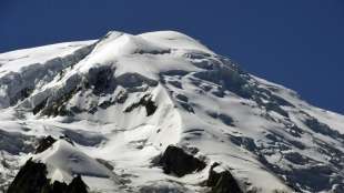 Schweizer Alpinisten sorgen mit Landung auf 4450 Metern am Mont-Blanc für Empörung