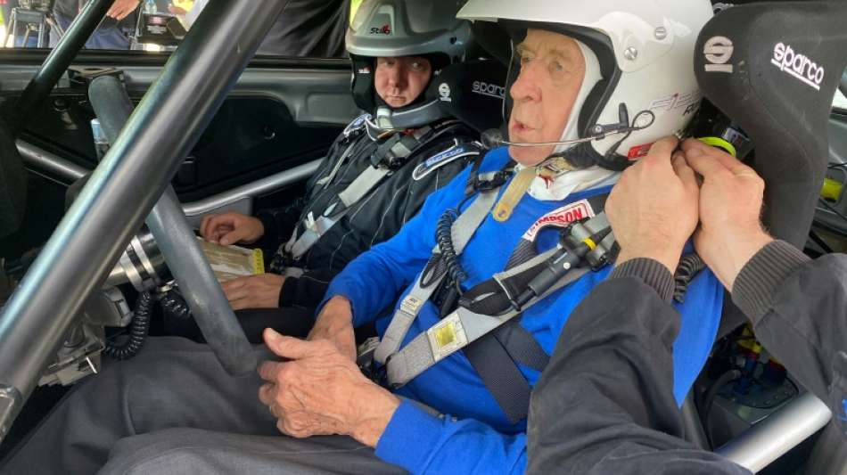 Polnischer Rallye-Fahrer geht mit 91 Jahren in Kenia an den Start
