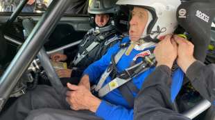 Polnischer Rallye-Fahrer geht mit 91 Jahren in Kenia an den Start