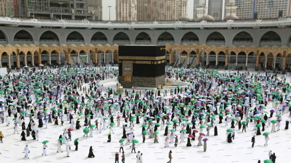 Saudi-Arabien erlaubt geimpften Pilgern aus dem Ausland Reise nach Mekka