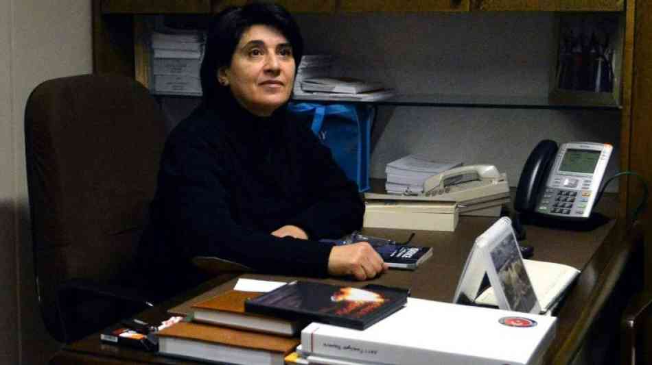 Kurdische Abgeordnete Leyla Zana verliert Parlamentssitz in T