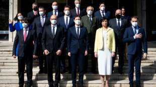 Eduard Heger als neuer slowakischer Regierungschef vereidigt