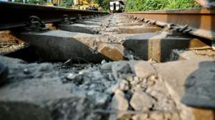 Mutmaßlicher Verursacher von Zugunglück in Taiwan entschuldigt sich unter Tränen