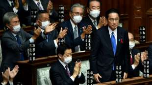 Japans Parlament w&auml;hlt Fumio Kishida zum Regierungschef
