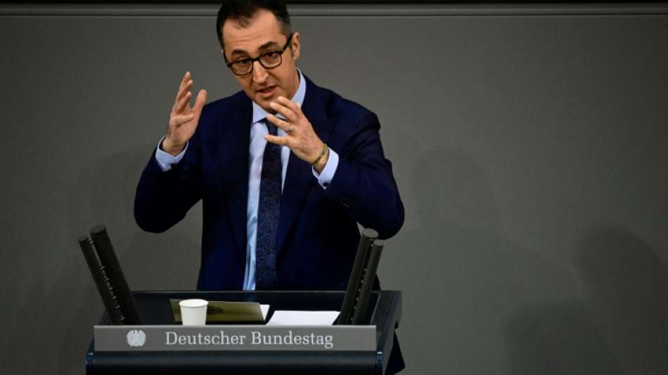 &Ouml;zdemir nennt sehr niedrige Lebensmittelpreise "eine Sauerei"