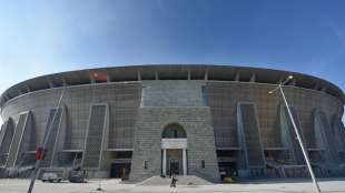 Reaktion auf Regenbogen-Beleuchtung: Ungarns Vereine wollen Stadien in Nationalfarben erleuchten